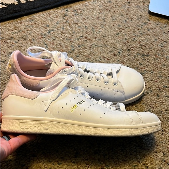 Adidas Stan Smith White with Pink Accents - Picture 1 of 8